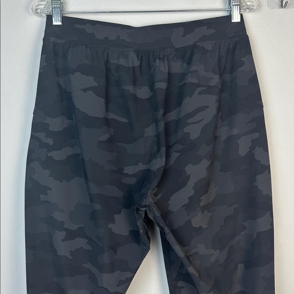 Lululemon Adapted State High Rise Joggers 28” Heritage 365 Camo Deep Coal Size 8 - Picture 10 of 16